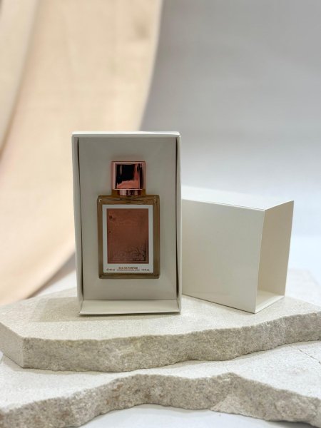 عطر ميني ~30ml~ & علبة تغليف ابيض