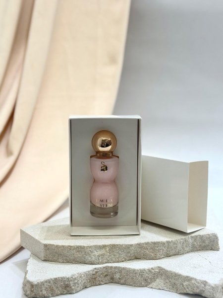 عطر جميلة لافيرن ~30ml~ & علبة تغليف ابيض