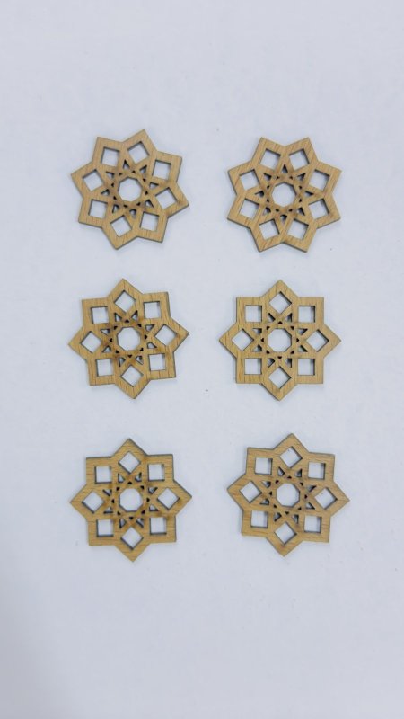 قطع خشب لزينة رمضان