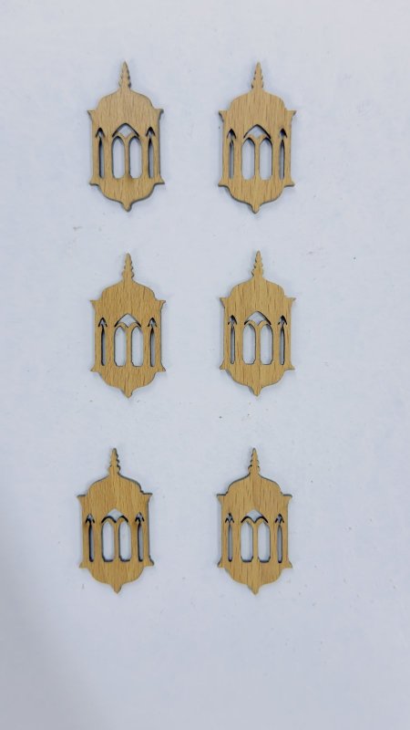 قطع خشب لزينة رمضان