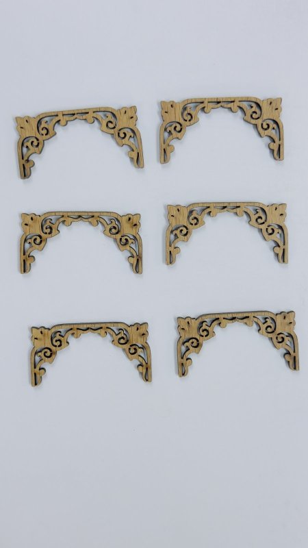 قطع خشب لزينة رمضان