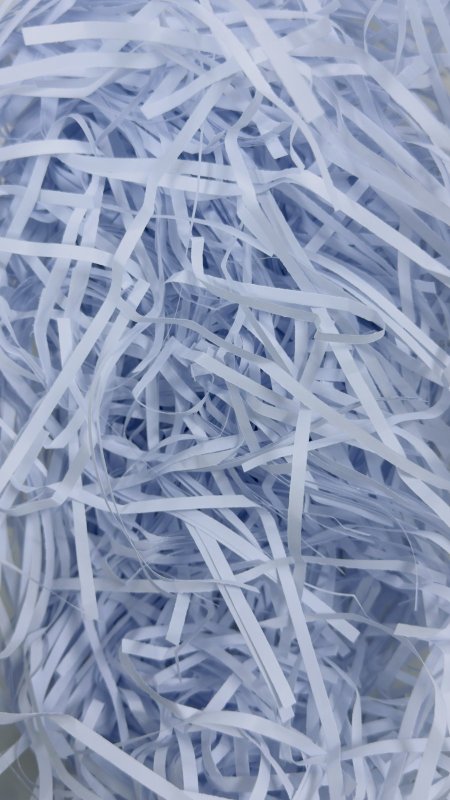 ورق مقصقص ابيض ( 50 غرام )