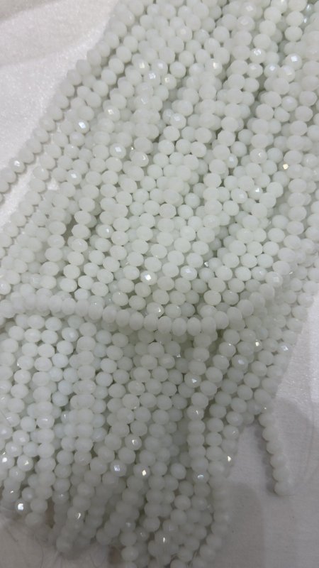 خرز كرستال زجاج سداسي ( 8 ملم )