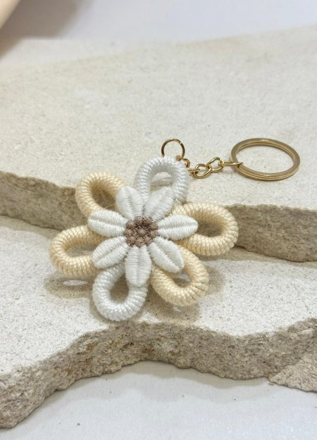 ميدالية مكرميه وردة ( ايفري )