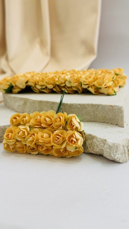 ورد صناعي ورق ( برتقالي فاتح )