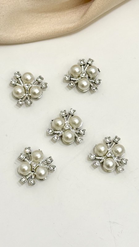 قطع تزين فضي شوكولاتة ( 50 قطعة )