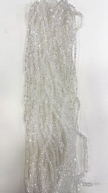 خرز كرستال زجاج هرمي ( 4 ملم )