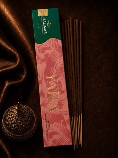 اعواد بخور SHALIMAR مستطيل ( يارا ) 20 عود * 23 سم