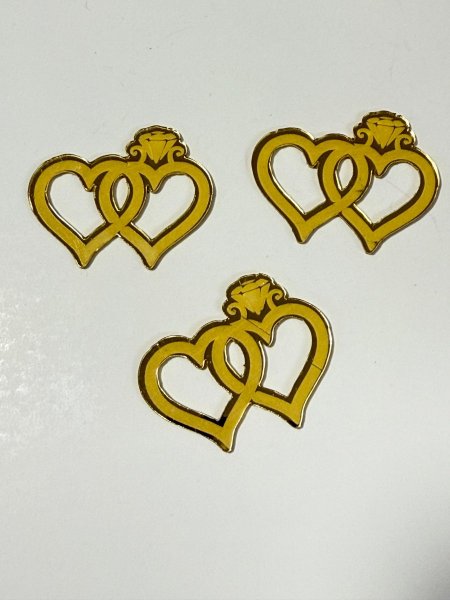 قطع اكريلك للزينة