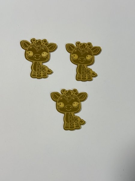 قطع اكريلك للزينة