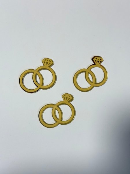 قطع اكريلك للزينة